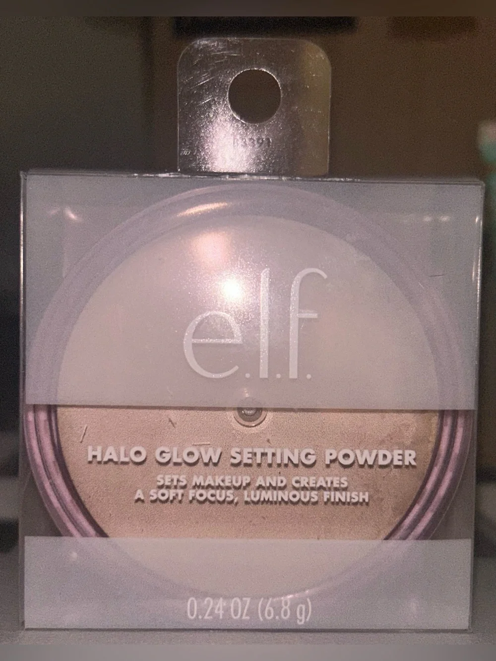e.l.f. Halo Glow Setting Powder in Medium. NEW.